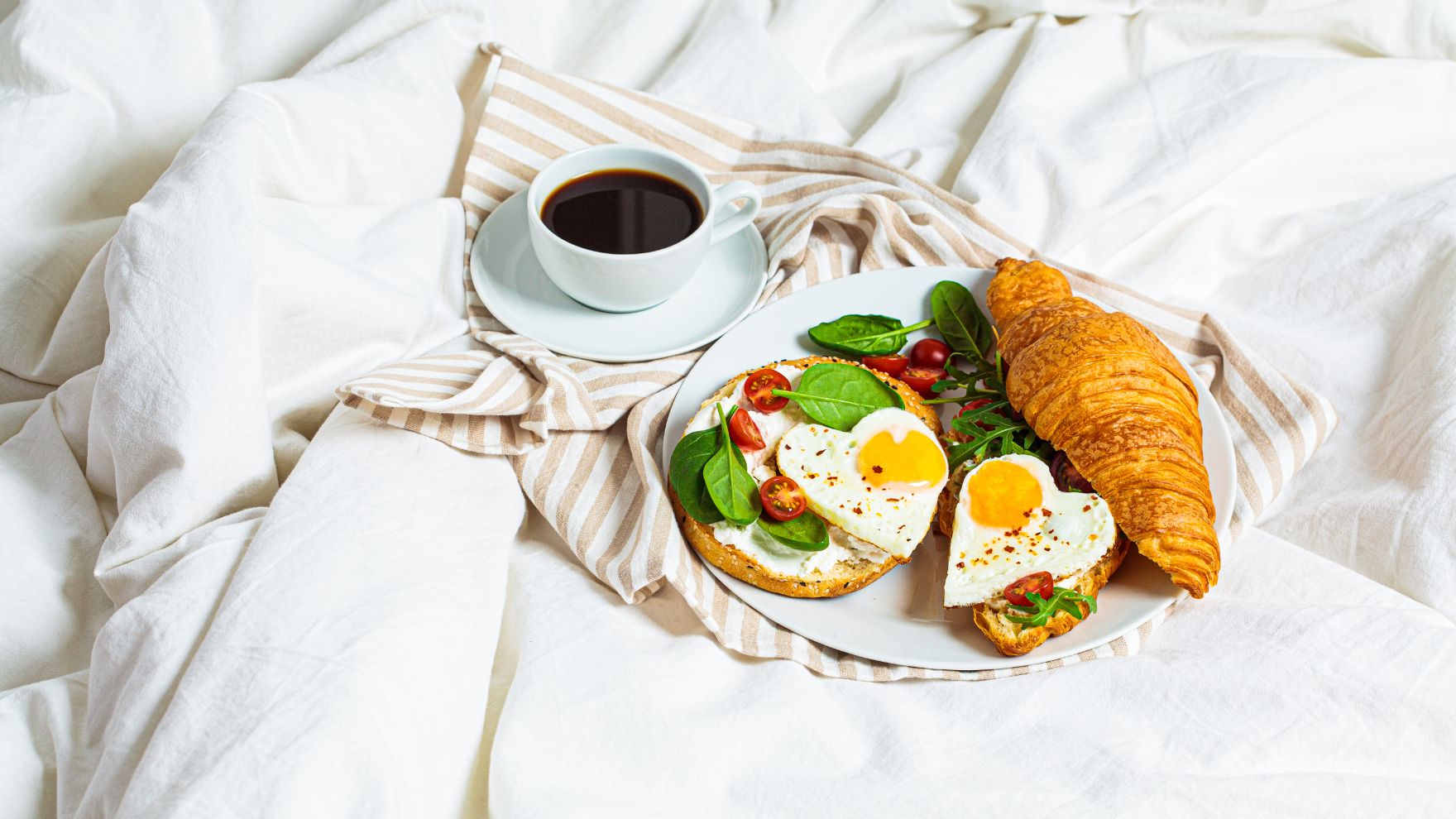9 Romantic Breakfast Surprises for Your Partner